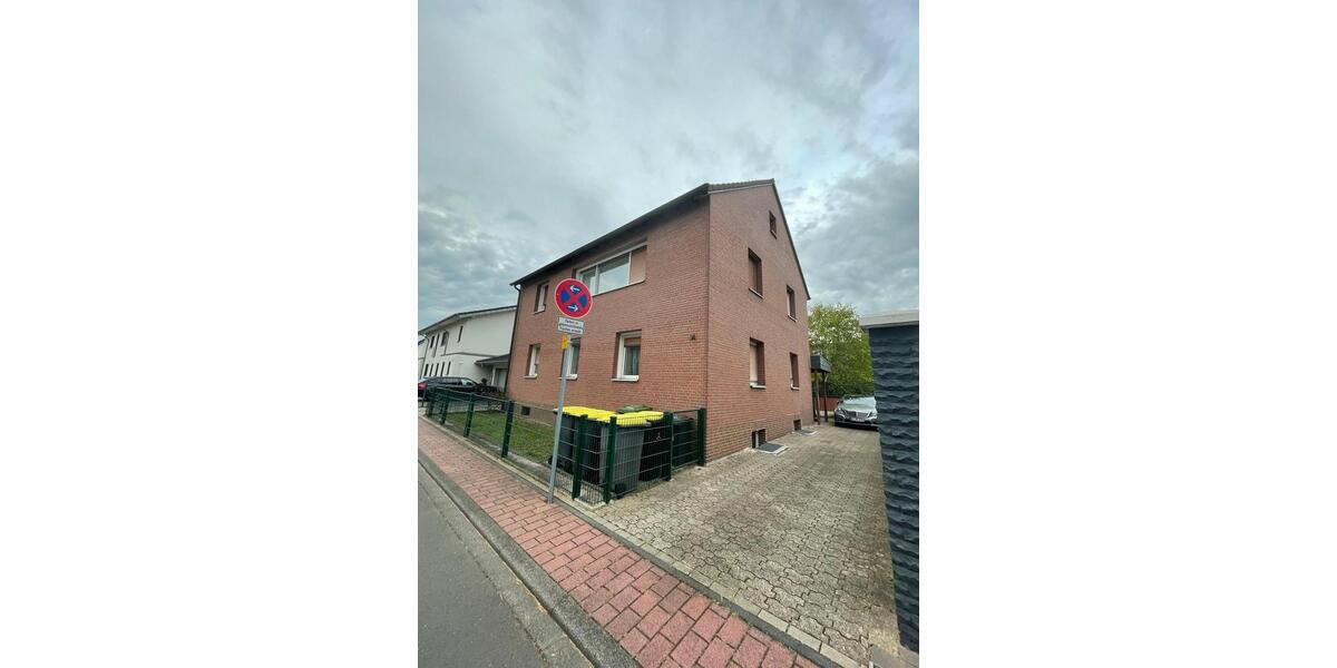 Großzügige 150 m' Wohnung in Niederkassel (53859) Ende des Monats 5 zimmer