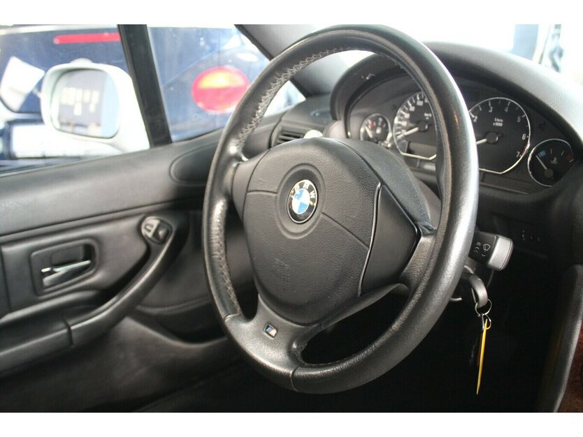 BMW Z3 3,0i Coupe Aut. 106.086 km 23.980 € Euskirchen 53881