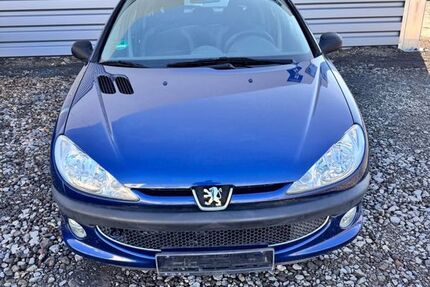 Peugeot 206 196.367 km 900 € Euskirchen 53881