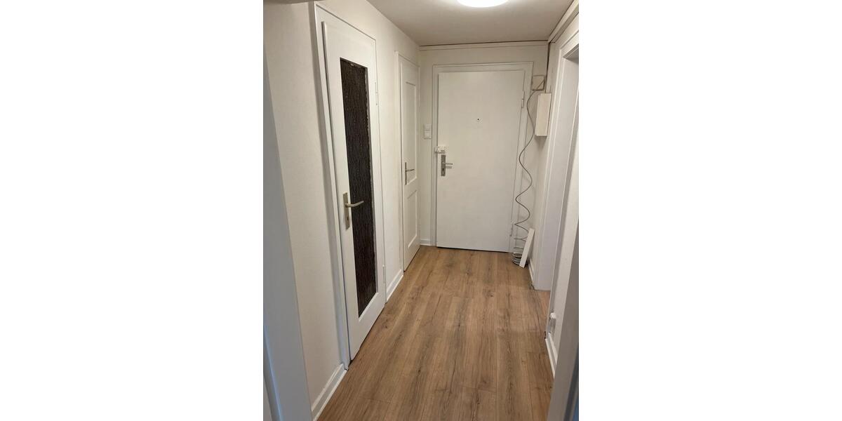 Dachgeschoßwohnung Bonn Tannenbusch - 2 Zimmer, 40 m&sup2;, 650&euro; | Angebot:26135839