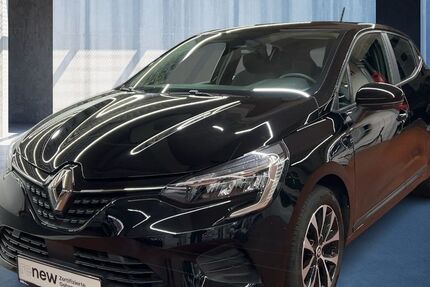 Renault Clio 33.678 km 14.512 &euro; Köln 50939