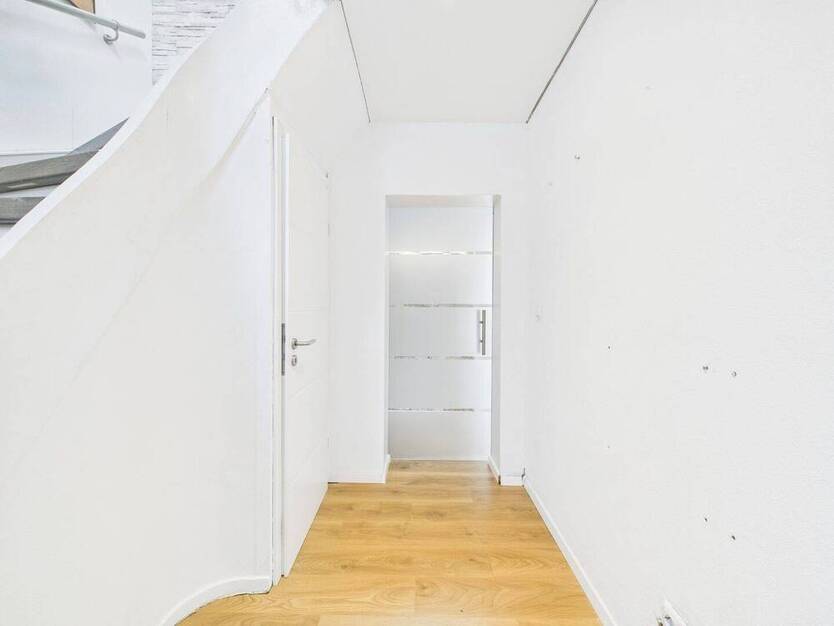 Familienfreundliches Ein-Zweifamilienhaus in der Euskirchener Südstadt - modernisiert & großzügig