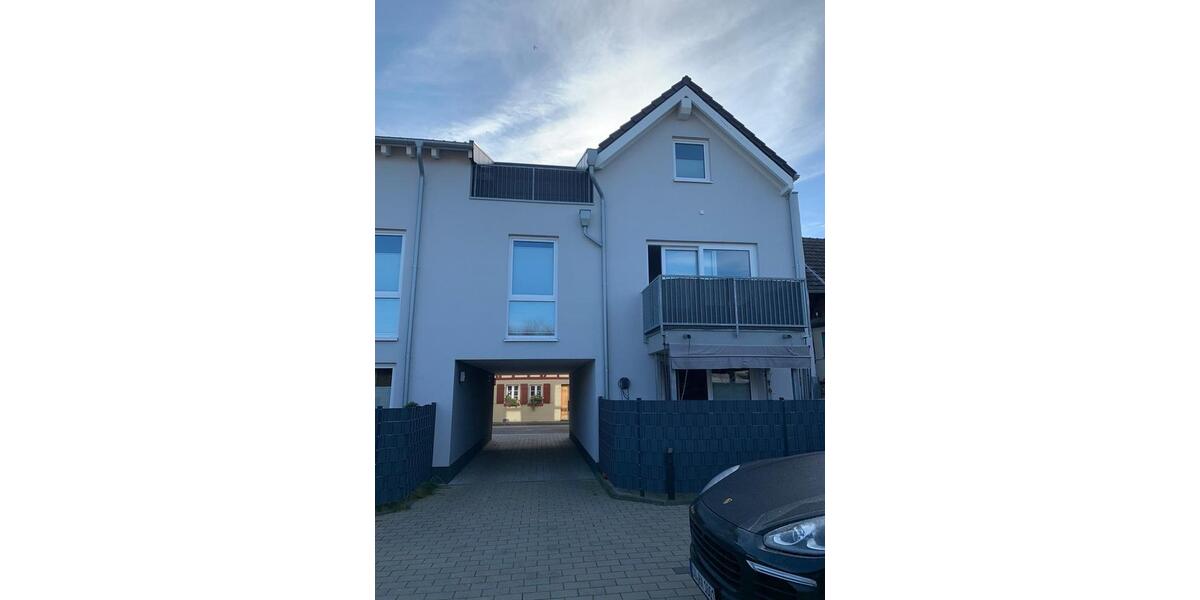 Zweitbezug von 2023 erbautem Reihenhaus in St-Augustin Meindorf 6 zimmer