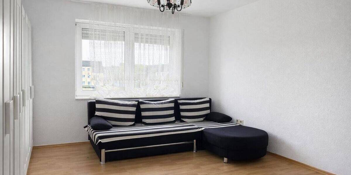 Etagenwohnung Hennef - 3 Zimmer, 80 m&sup2;, 279.000&euro; | Angebot:26712414