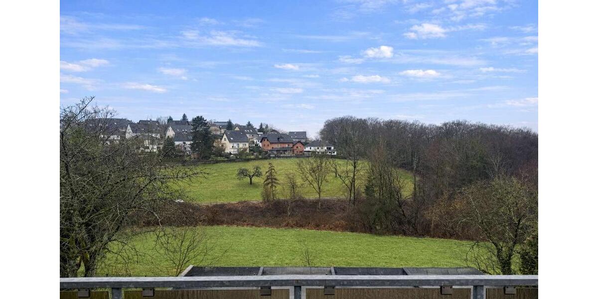 Dachgeschoßwohnung Neunkirchen-Seelscheid Seelscheid - 2 Zimmer, 66 m&sup2;, 450&euro; | Angebot:25230754