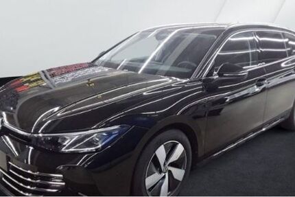 VW Passat Variant 28.610 km 37.950 € Langenfeld 40764