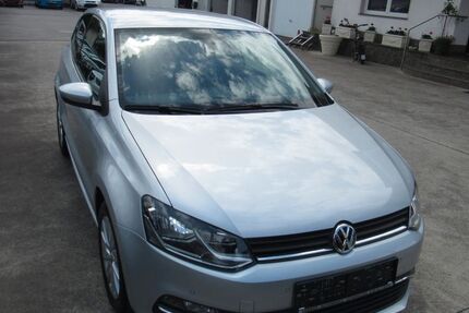 VW Polo 42.200 km 9.800 &euro; Leverkusen 51371