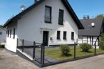 Einfamilienhaus in Wiehl-Jennecken mit großer Garage