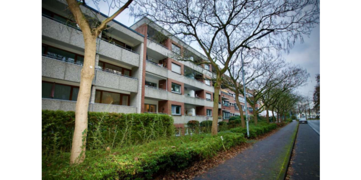 Kapitalanlage am Schlosspark! Renovierte 40m² – Nähe Ville Campus 1 zimmer