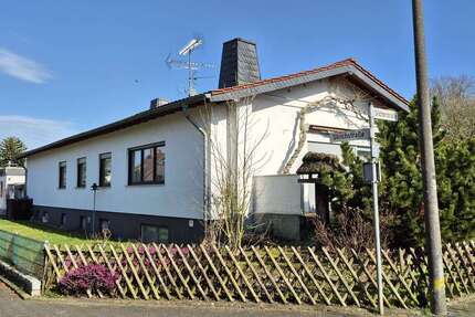 Haus Bornheim - 4 Zimmer, 125 m&sup2;, 469.000&euro; | Angebot:26339531