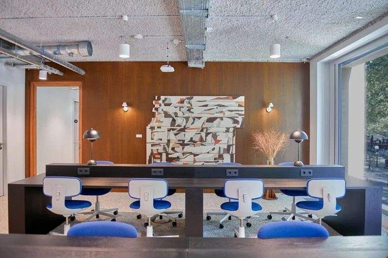 Möbliertes Büro mit Privatterrasse - 5. Etage in Köln, flexibel & sofort zimmer