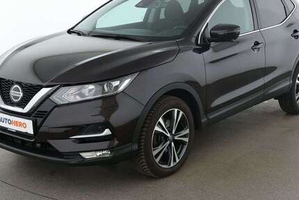 Nissan Qashqai 88.885 km 15.270 &euro; Köln 50739
