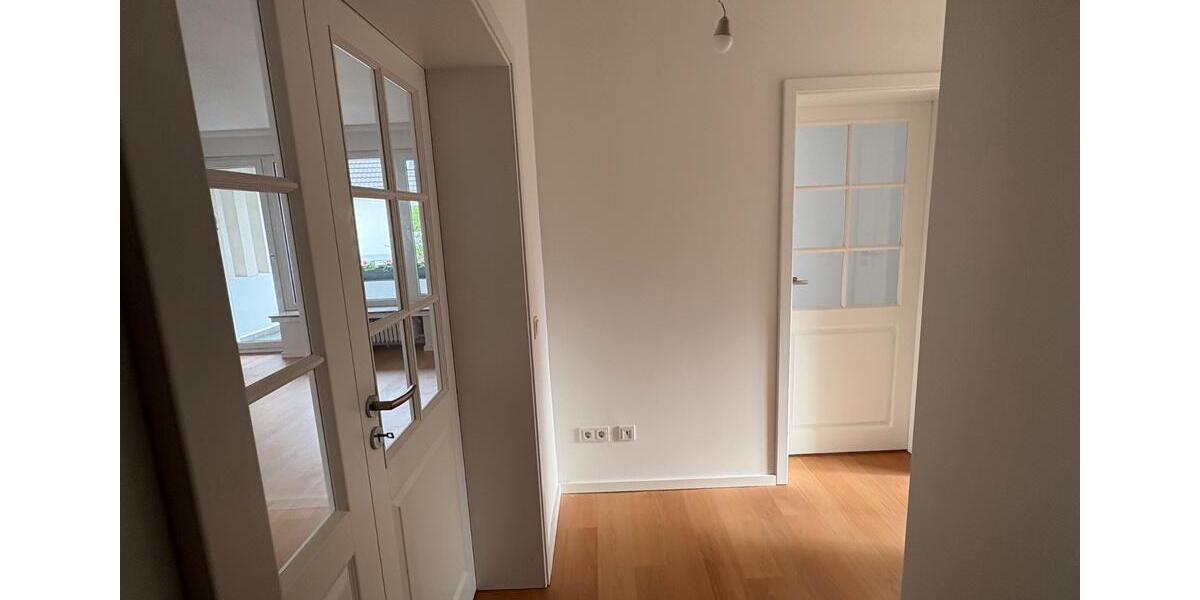 Etagenwohnung Köln Lindenthal - 3 Zimmer, 80 m&sup2;, 595.000&euro; | Angebot:26754391