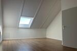 **Renoviertes, großzügiges Reihenmittelhaus in Leverkusen Kursiefen**