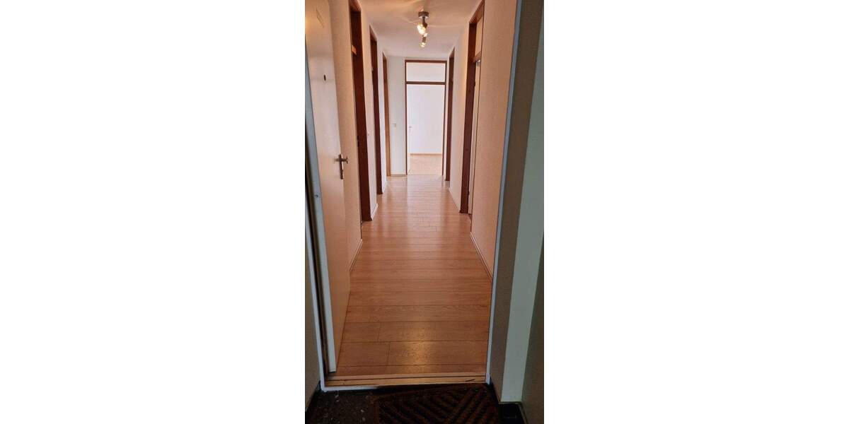 Etagenwohnung Bonn Poppelsdorf - 3 Zimmer, 83 m&sup2;, 279.000&euro; | Angebot:24468457