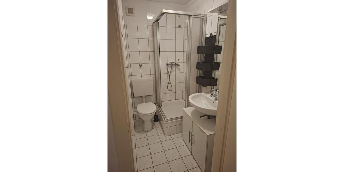 Etagenwohnung Solingen Central - 2 Zimmer, 45 m&sup2;, 400&euro; | Angebot:26272590