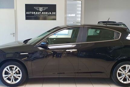 Alfa Romeo Giulietta 254.000 km 3.590 &euro; Köln 51067