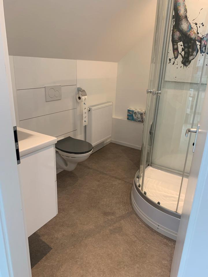 Dachgeschosswohnung in Wissersheim zimmer