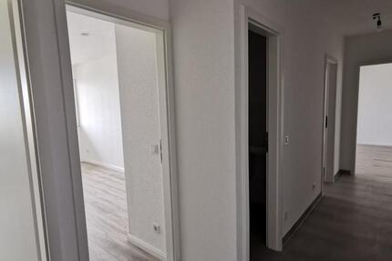 Sanierte 3 Zimmer Wohnung sehr hohe Rendite