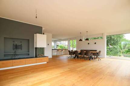 Haus zum Mieten in Neuss Uedesheim 3.100 € 188.93 m² 6 zimmer