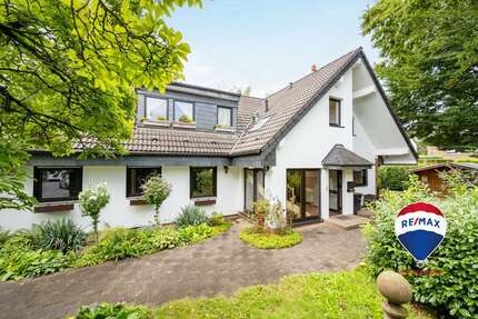 Haus zum Kaufen in Köln 895.000 € 301 m²