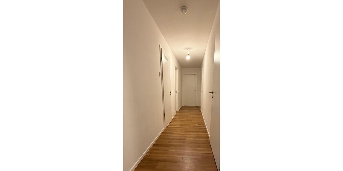 Etagenwohnung Bergisch Gladbach - 3 Zimmer, 82 m&sup2;, 1.184&euro; | Angebot:25417346