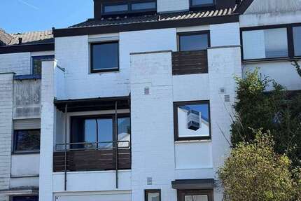 Haus Sankt Augustin - 5 Zimmer, 180 m&sup2;, 1.950&euro; | Angebot:26155649