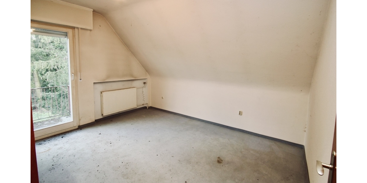 Mit 3D-Rundgang: Ein- bis Zweifamilienhaus in Köln mit weiterem Grundstück - Einfamilienhaus Köln Porz | Angebot:26952538