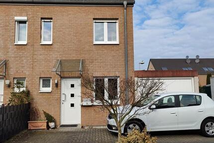 Haus Frechen - 4 Zimmer, 120 m&sup2;, 2.000&euro; | Angebot:26135309