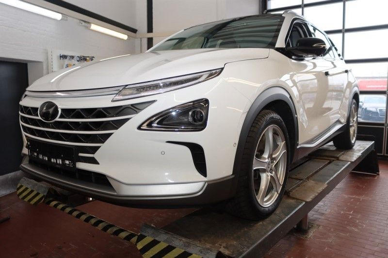 Hyundai NEXO 108.174 km 8.660 &euro; Overath 51491