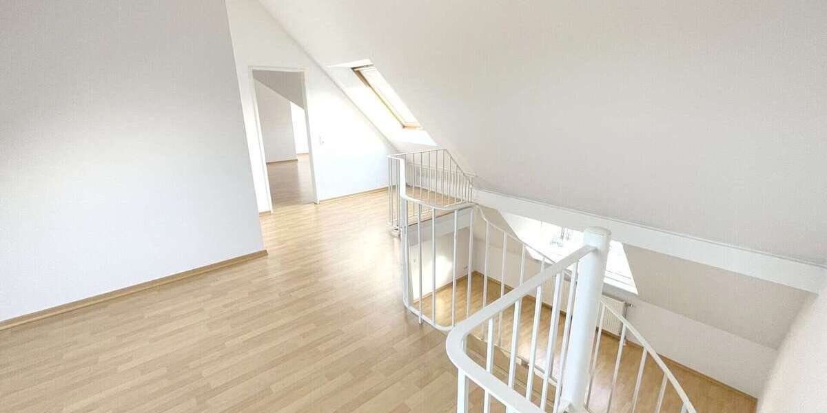 Etagenwohnung Siegburg - 4 Zimmer, 124 m&sup2;, 384.000&euro; | Angebot:24878855