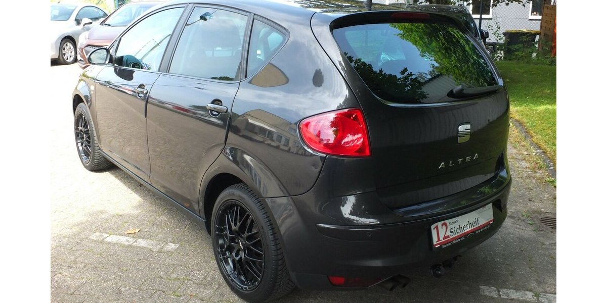 Seat Altea STYLE NAVI AHK PARKPILOT neuer Zahnriemen 162.222 km 4.500 &euro; Köln 50858