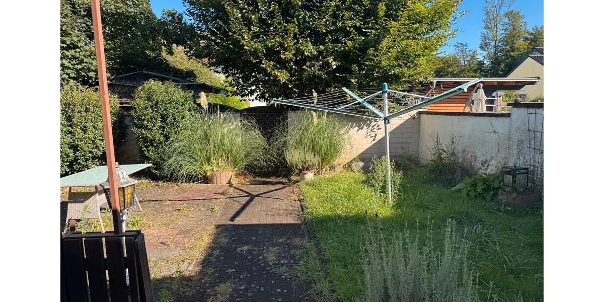 Doppelhaushälfte Siegburg - 7 Zimmer, 180 m&sup2;, 1.600&euro; | Angebot:25237395