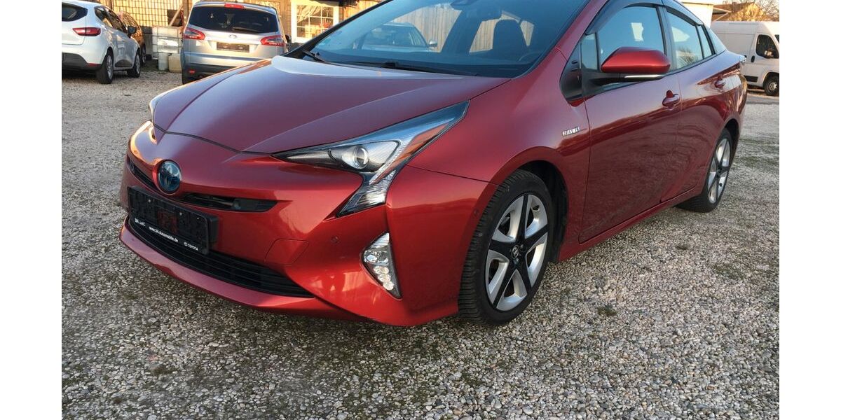 Toyota Prius 108.000 km 14.599 &euro; Bonn 53227