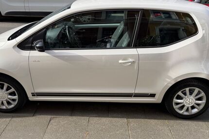 VW up! 60.134 km 8.400 &euro; Bonn 53115