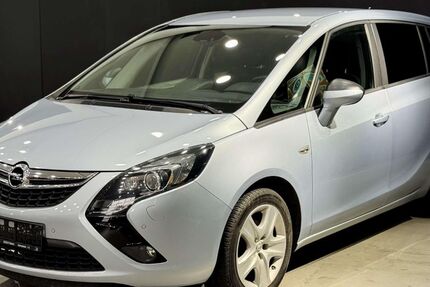 Opel Zafira Tourer 100.750 km 9.950 &euro; Pulheim 50259