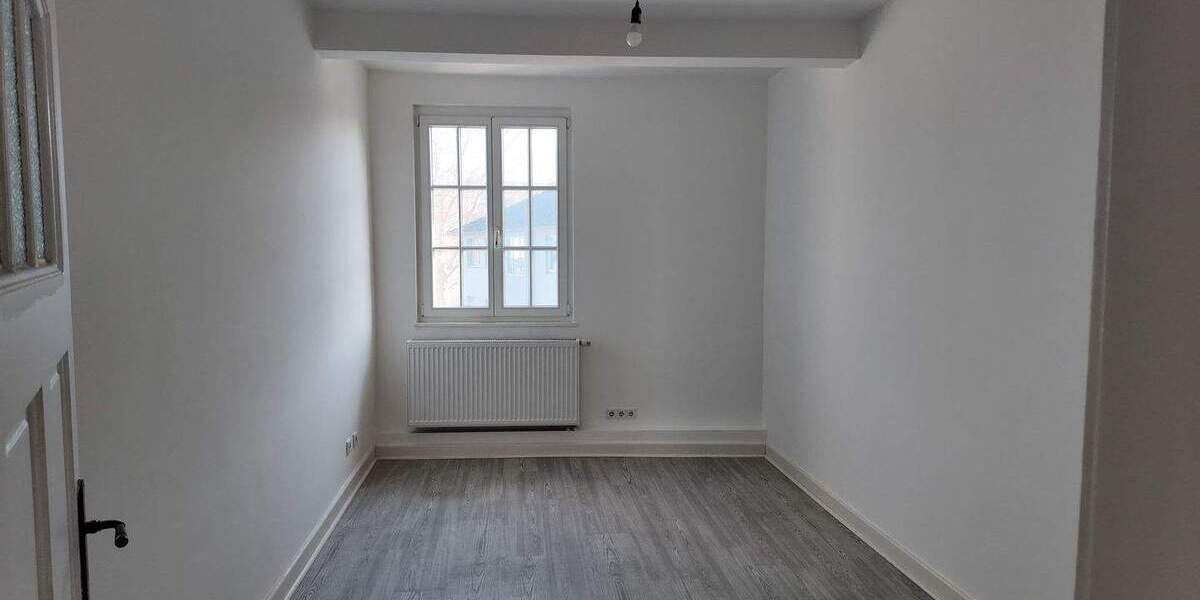 Etagenwohnung Leverkusen Opladen - 3 Zimmer, 106 m&sup2;, 1.250&euro; | Angebot:25423652