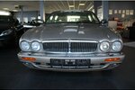 Jaguar XJ 4.0 Lang Automatik - Leder - Schiebedach - 119.865 km 19.980 € Euskirchen 53881