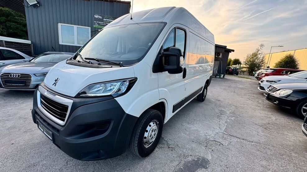 Peugeot Boxer 206.000 km 12.400 € Bonn 53227
