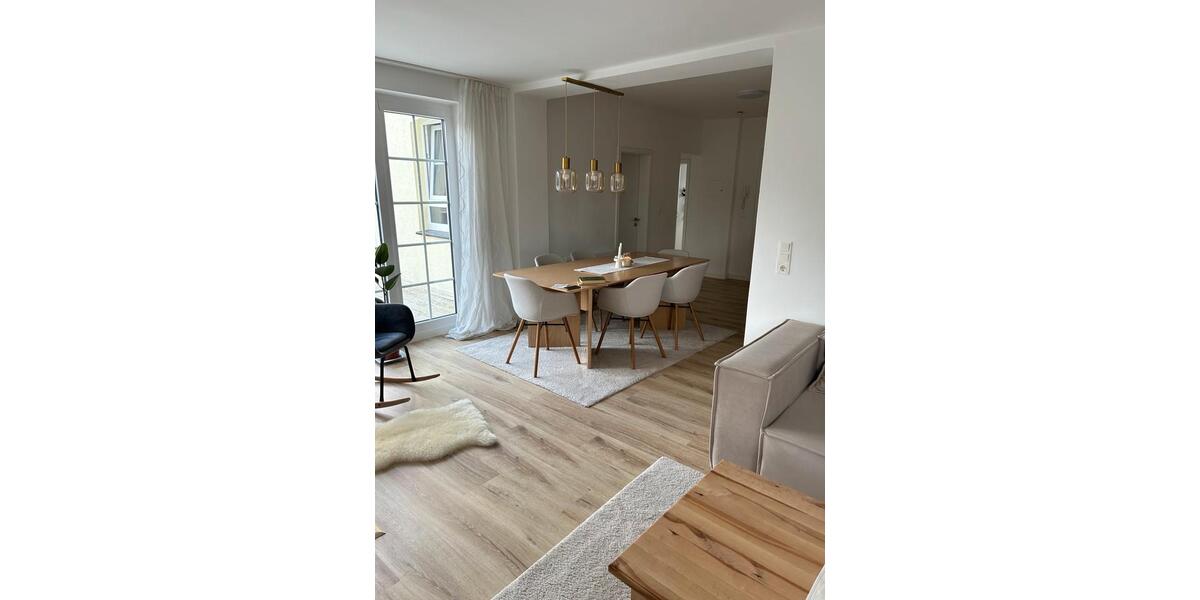 Etagenwohnung Köln Mülheim - 4 Zimmer, 95 m&sup2;, 445.000&euro; | Angebot:26961493