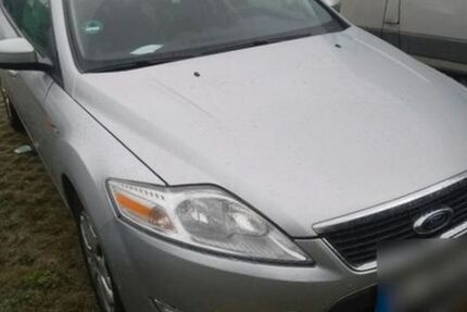 Ford Mondeo 267.580 km 2.400 &euro; Köln 51147