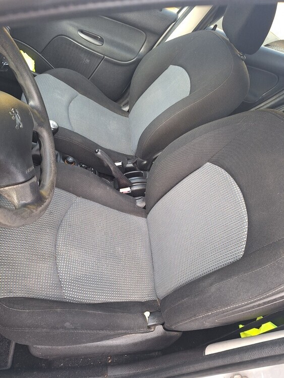 Peugeot 206 198.656 km 2.000 € Düsseldorf 40213