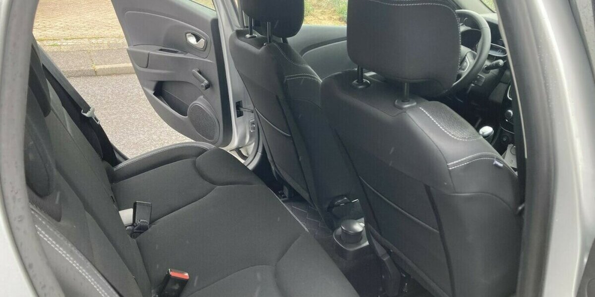 Renault Clio GT Bose Klima Navi 30.tkm ServNeu GARANTIE 30.000 km 12.000 &euro; Erftstadt 50374