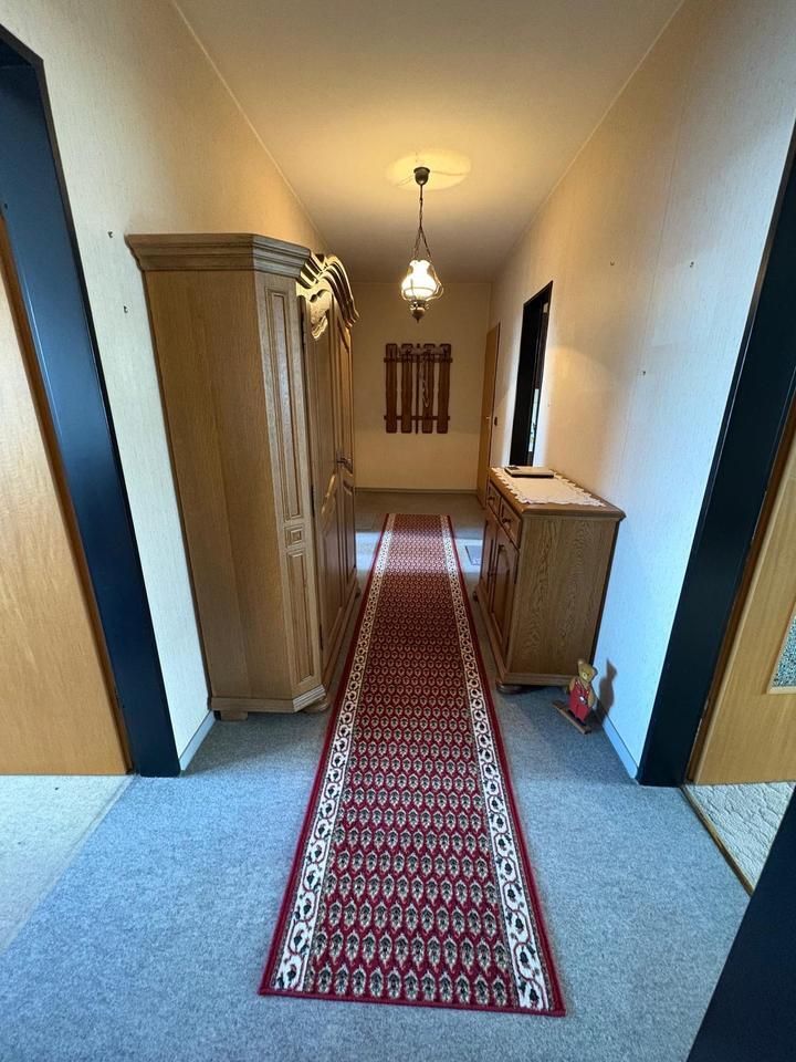 Schöne 3-Zimmer-Wohnung mit Keller und Loggia in Sindorf
