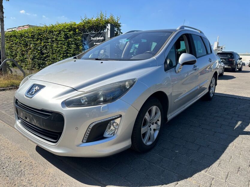 Peugeot 308 115.327 km 4.499 € Bonn - Dottendorf 53129