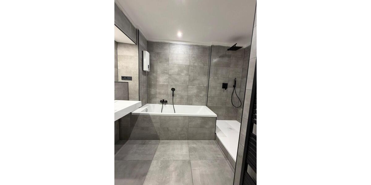 Terrassenwohnung Bergisch Gladbach Paffrath - 3 Zimmer, 124 m&sup2;, 1.450&euro; | Angebot:26315031