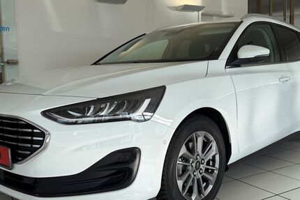 Ford Focus 59.000 km 18.200 &euro; Köln 51149