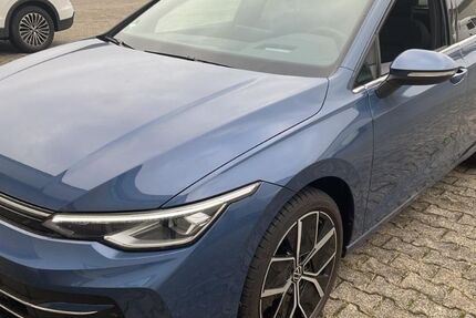 VW Golf 3.768 km 31.450 &euro; Hilden 40721