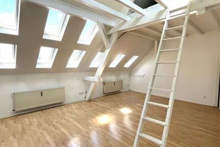 Wohnung zum Mieten in Euskirchen 656 € 84 m²