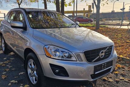 Volvo XC60 180.000 km 7.777 &euro; Köln 51107